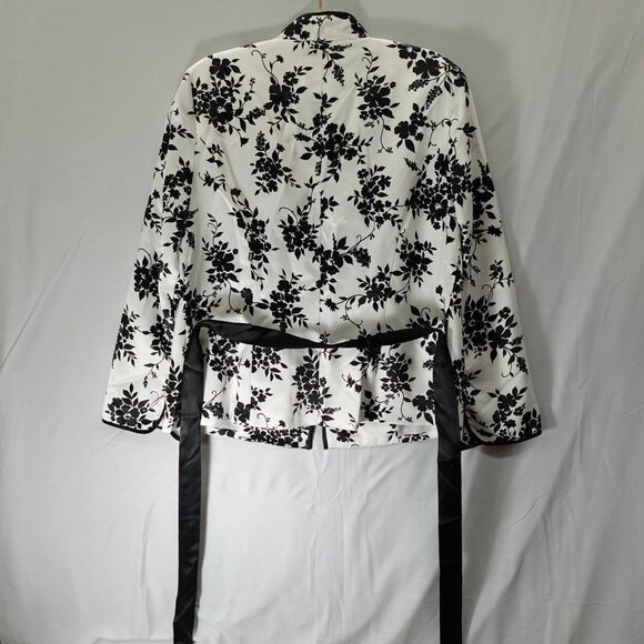 Dressbarn Oriental Jacket Womens Sz 14w Asian Style White w/ Black Floral Lined - Picture 3 of 16